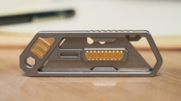 A faca utilitária TITANIUM é um EDC com design elegante para uso diário