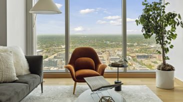 Sinta-se em casa na cidade com o Four Seasons Private Residences