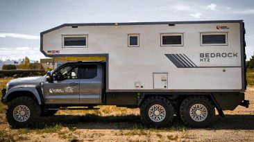 O trailer off-road Krug Expedition Bedrock XT2 é o melhor parceiro para viagens terrestres nos EUA
