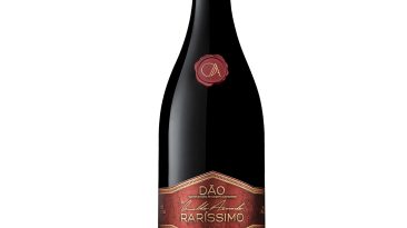 Raríssimo Tinto DOC Dão 2009 eleito Melhor Vinho do Dão 2025